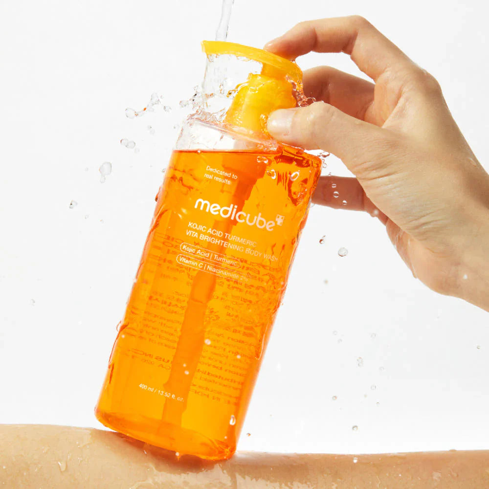 Medicube KOJIC ACID TURMERIC VITA BRIGHTENING BODY WASH 400ml