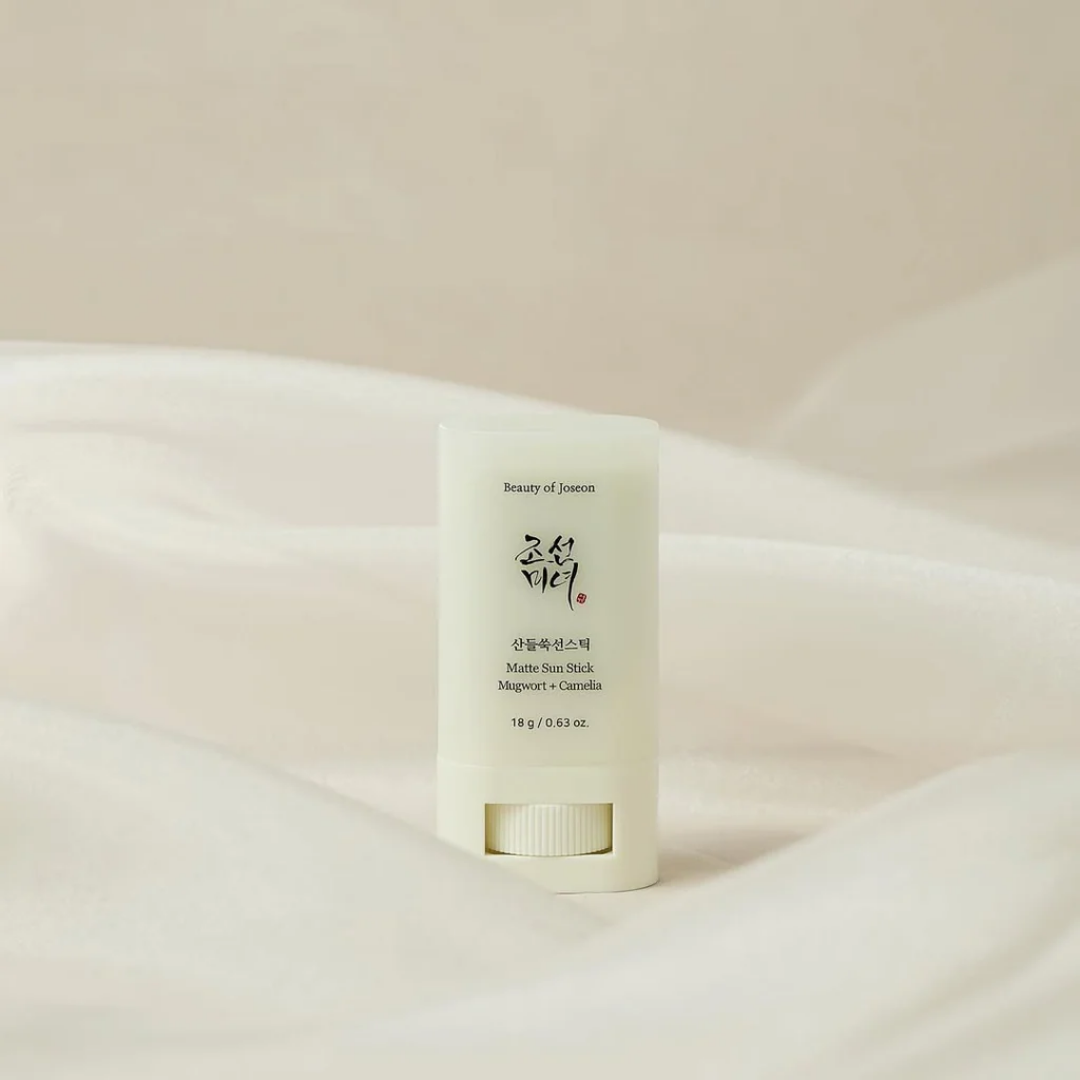 BEAUTY OF JOSEON - Matte Sun Stick : Mugwort+Camelia (SPF 50+) - 18G