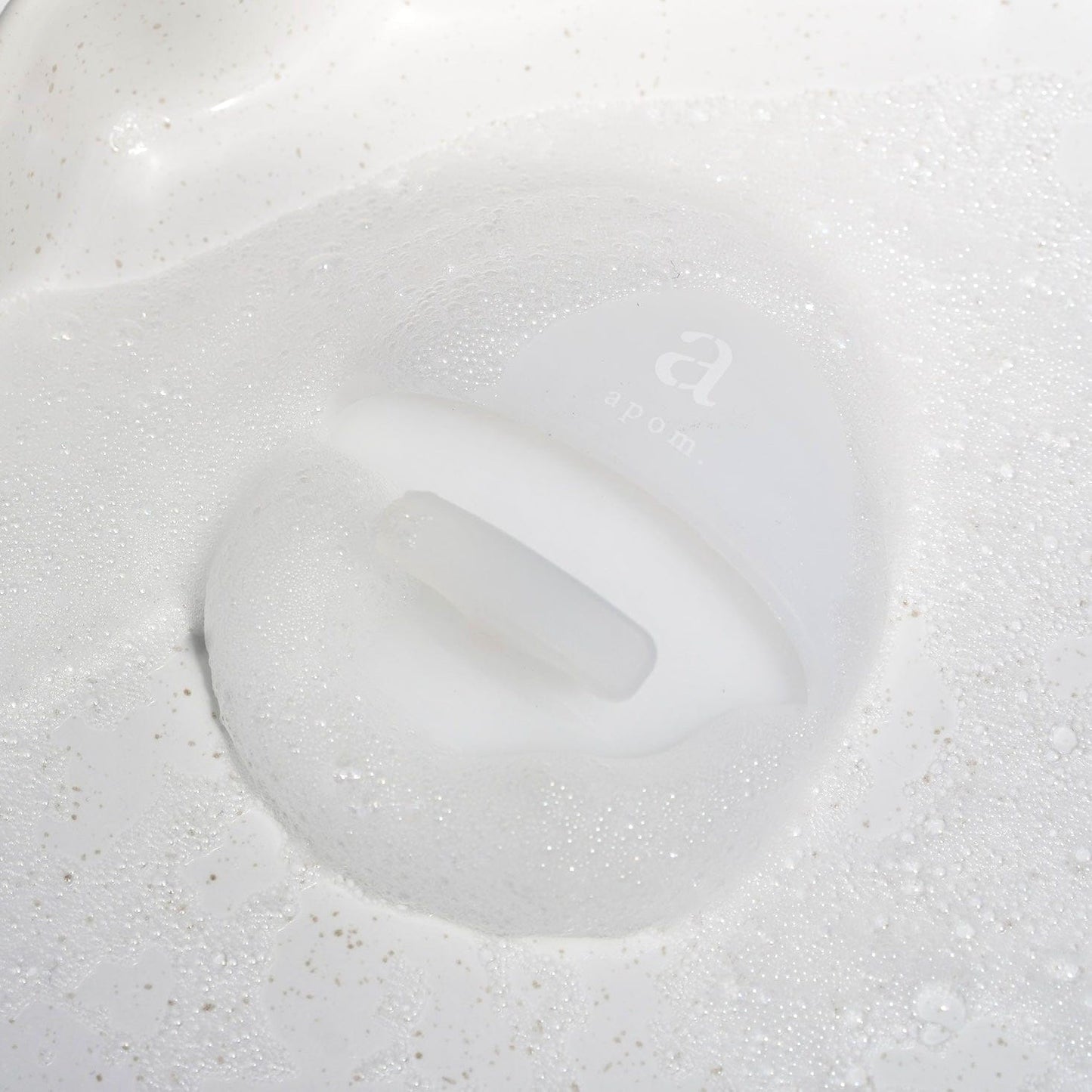 apom. x AU Beauty Bazaar - “Snow Egg” Facial Cleansing Brush - AU Beauty Bazaar