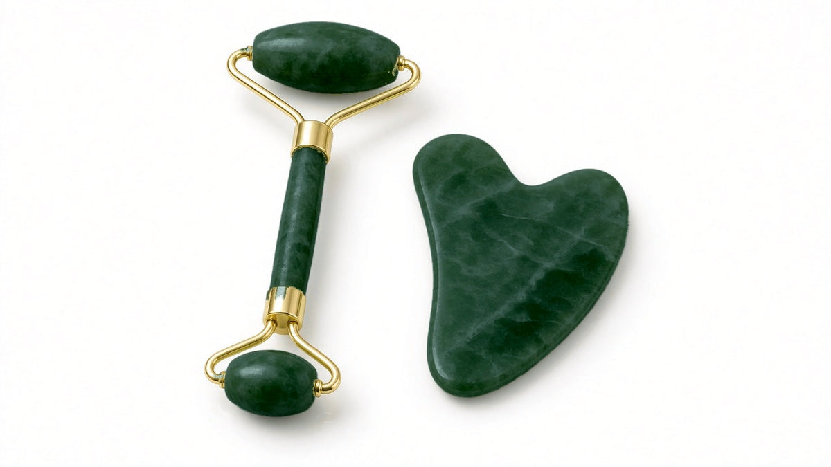 AU Beauty Bazaar dark green jade roller and heart-shaped gua sha