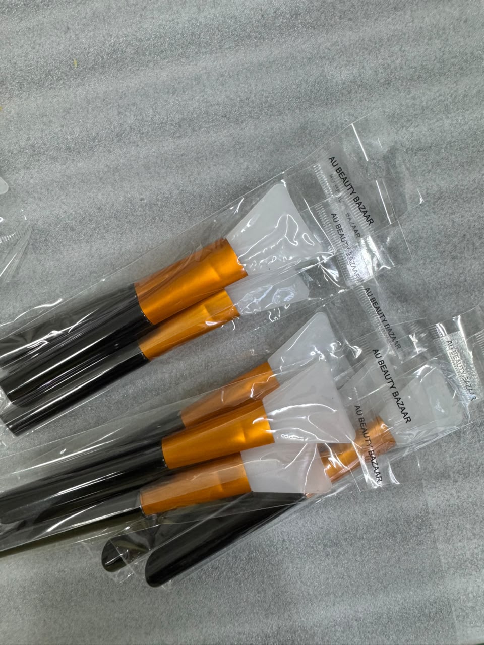 AU Beauty Bazaar Silicone Face Mask Brush Black product photo