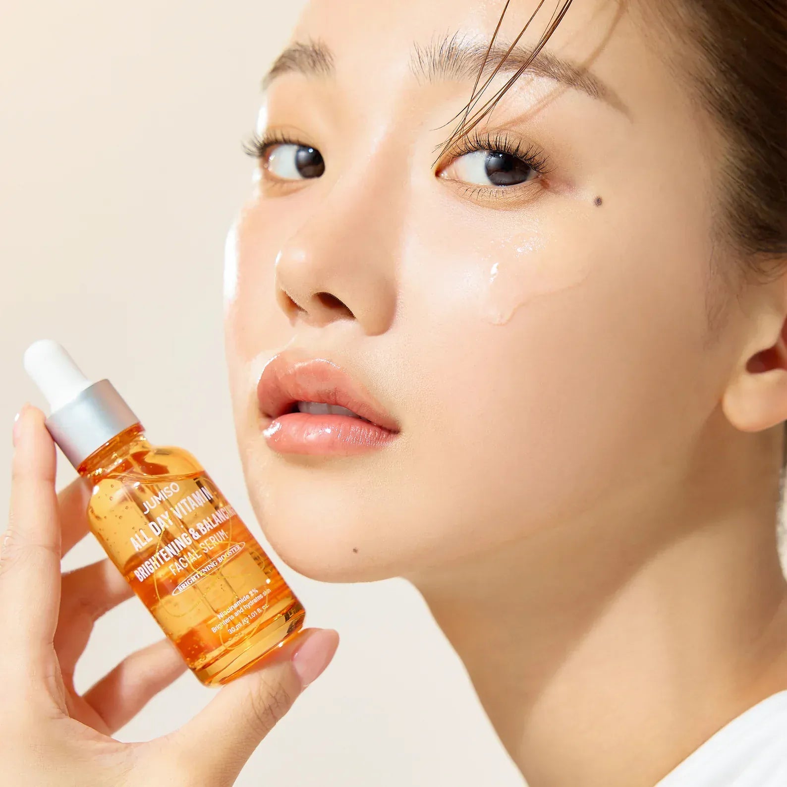 Jumiso All Day Vitamin Brightening & Balancing Facial Serum 30ml Renew - AU Beauty Bazaar