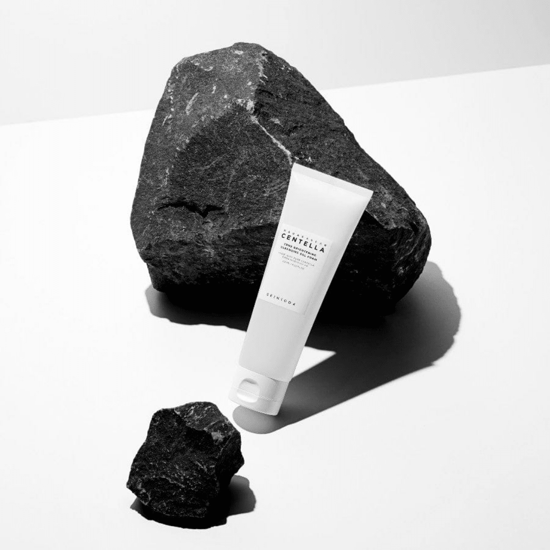 Skin1004 - Madagascar Centella Tone Brightening Cleansing Gel Foam 125ml - AU Beauty Bazaar